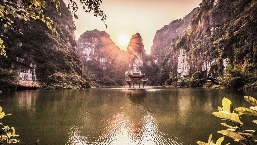 Ninh Binh: Bai Dinh, Trang An, Mua Cave Day Tour From Ha Noi
