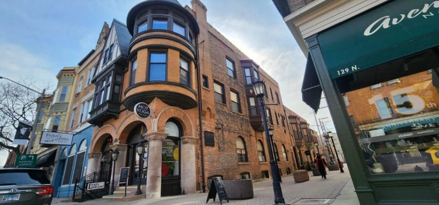 Oak Park: Hemingway District Food Tour