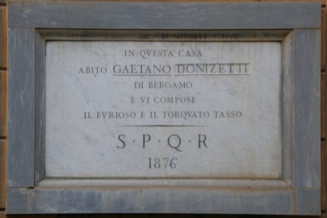 Opera Maniacs , the Tour of Tosca and Theaters in Rome