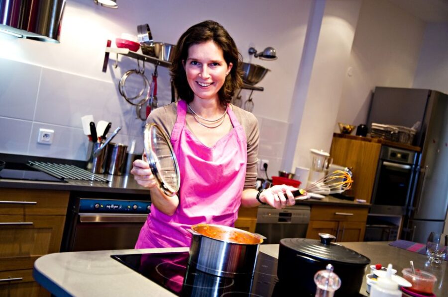 Paris: 2.5-Hour French Pastry Cooking Class - Class Overview
