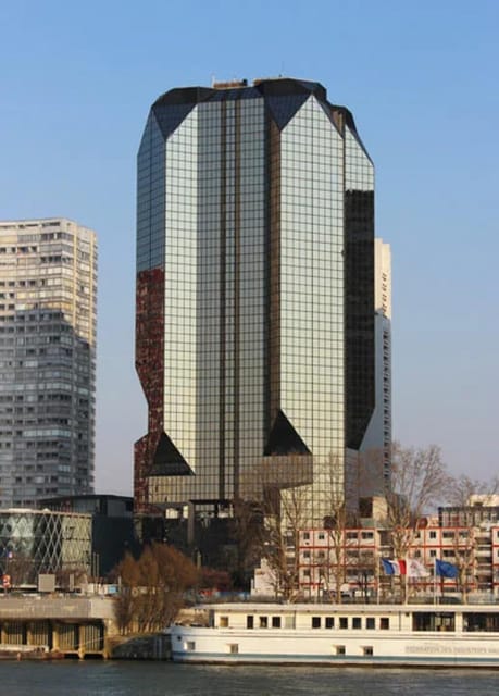 Paris: Beaugrenelle Modern Architecture Walking Tour - Exploring the Beaugrenelle District
