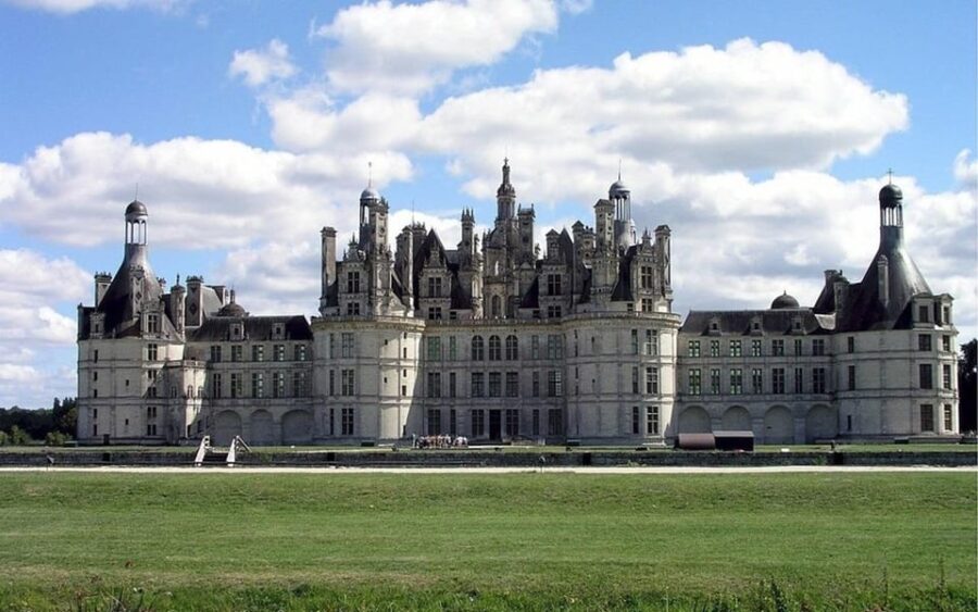 Paris: Loire Valley Day Trip With a Local