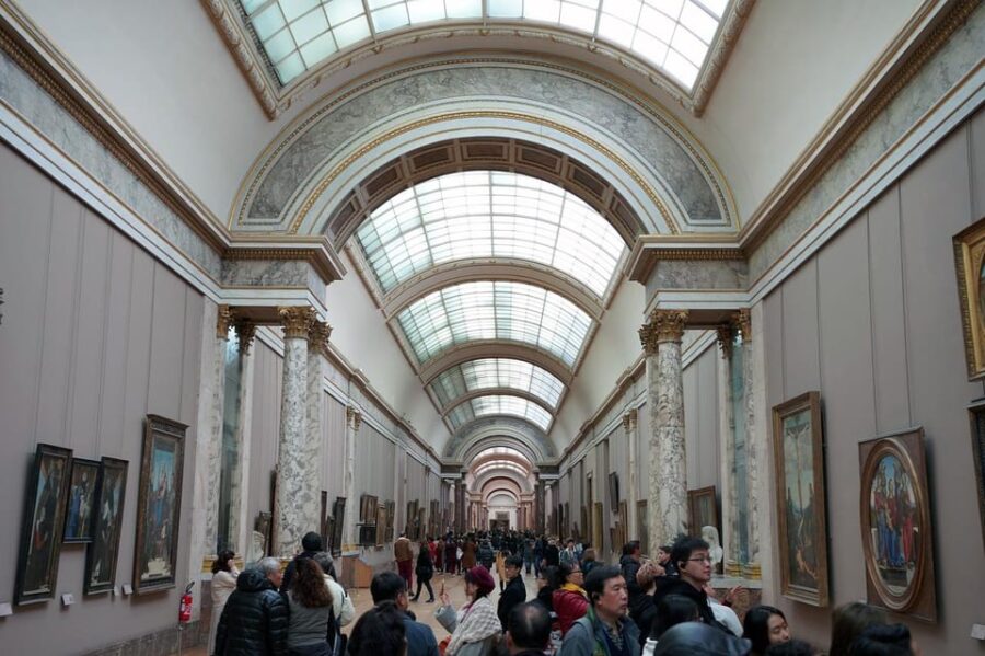 Paris: Louvre Museum Guided Visit
