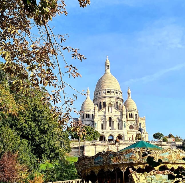 Paris: Montmartre Drawing Tour With a Local Artist
