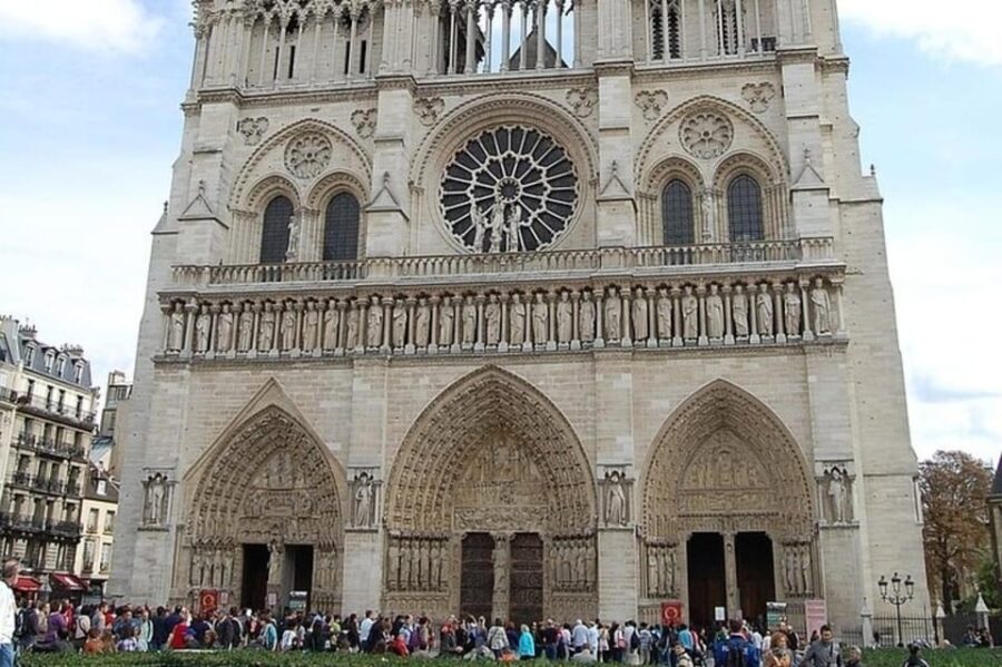 Paris: Montmartre Walking Tour