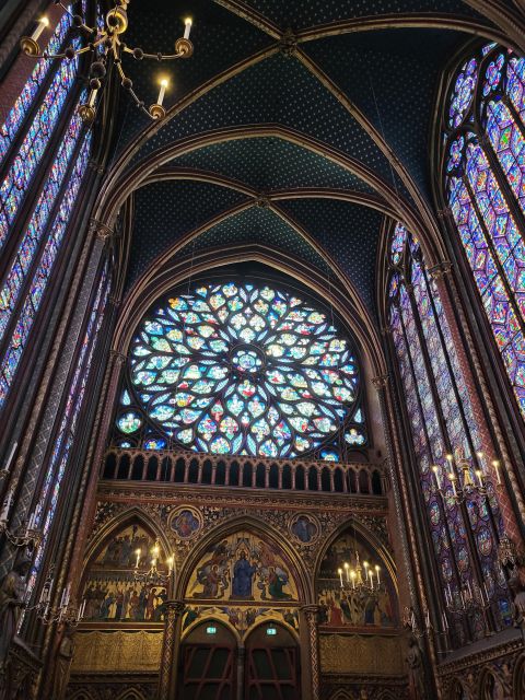 Paris: Notre Dame Exterior Walking Tour With Sainte Chapelle
