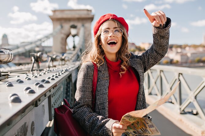 Paris Old Town Highlights Guided Walking Tour