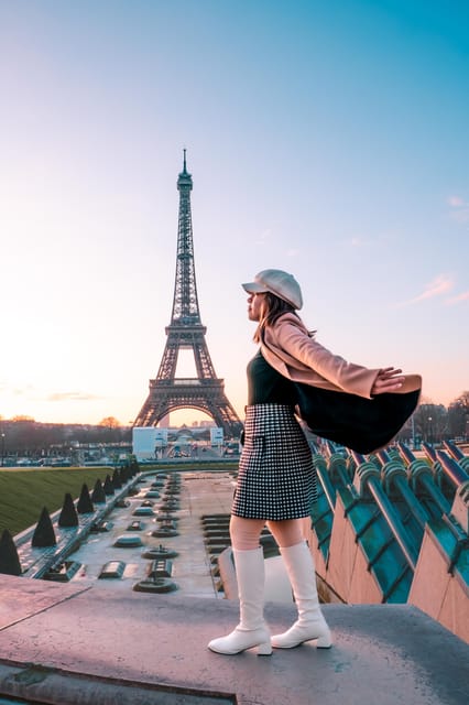 Paris: Quick Private Photography Session Near Eiffel Tower