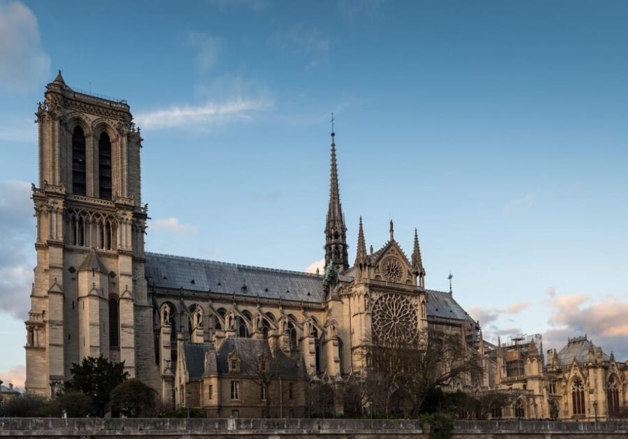 Paris: Sainte-Chapelle Entry With Notre Dame Outdoor Tour