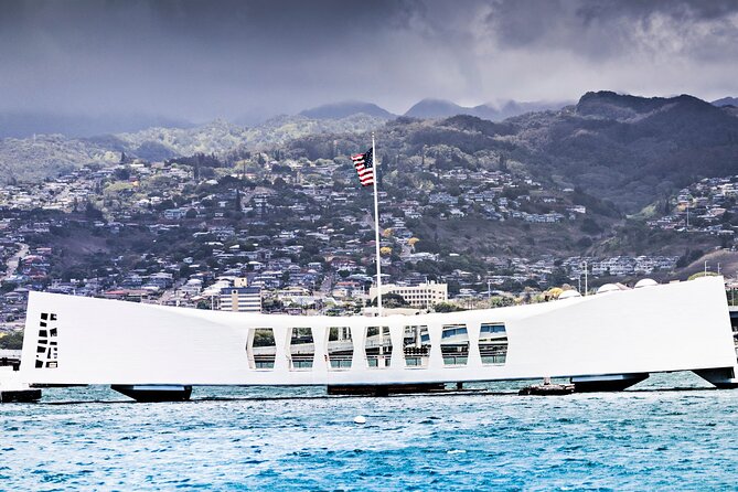 Pearl Harbor Circle Island Tour