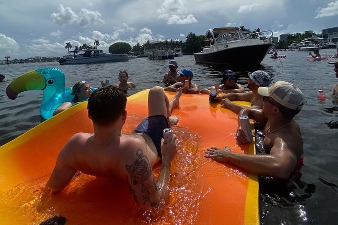 Pontoon Boat Getaway of Fort Lauderdale