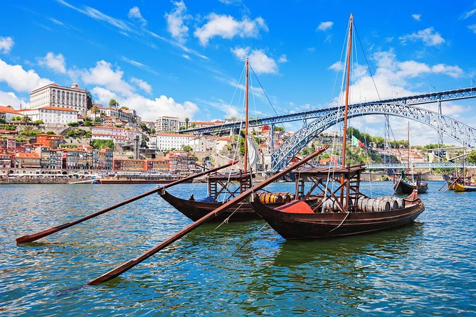 Porto From Lisbon Tour – Full Day up 4 Pax Group