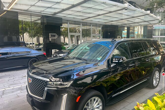 Premier Limousine Miami Airport Hotel Port Transfers in Lux SUV