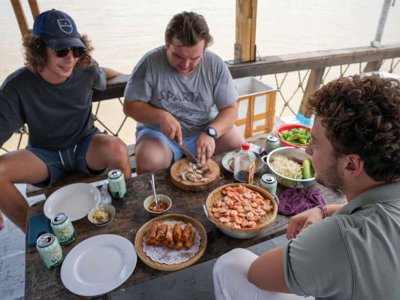 Premium Can Tho Floating Cooking Class - Activity Overview