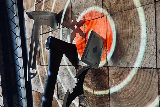 Private 1 Hour Axe Throwing Experience Review - What to Expect During Your Axe Throwing Session