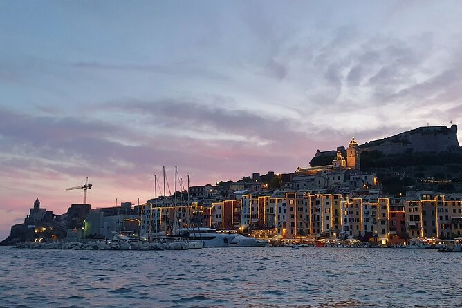 Private 3 Hours Sunset Boat Tour to Golfo Dei Poeti