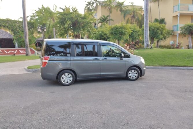Private Airport Transfer to Beaches Negril Resort