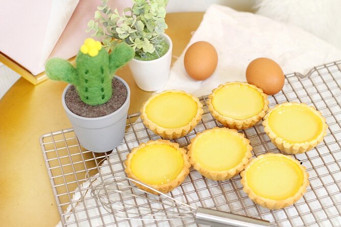 (Private Class) Hong Kong Gourmet Baking Experience Class: Hong Kong-Style Egg Tart + Custard Mooncake