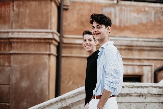 Private Photo Session With a Local Photographer in Mdina