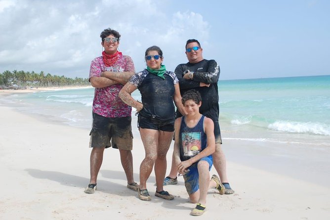 Private Round-Trip Airport Transfers: to or From Punta Cana