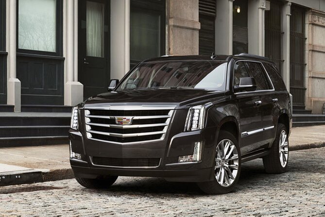 Private Round Trip: BOSton Airport BOS to BOSton by Business or Luxury Vehicle - Service Overview