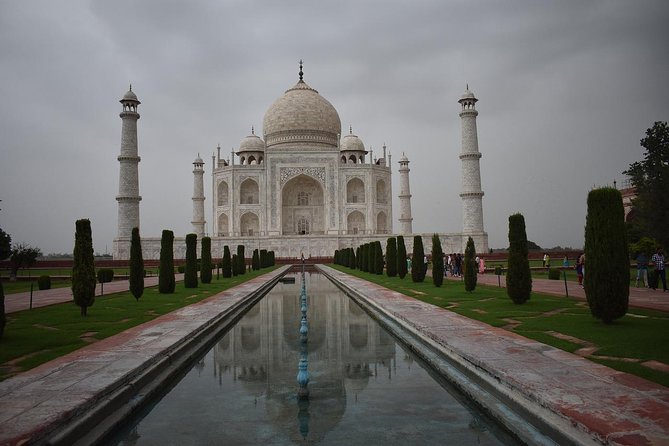 Private Taj Mahal & Agra Tour From Delhi by Car