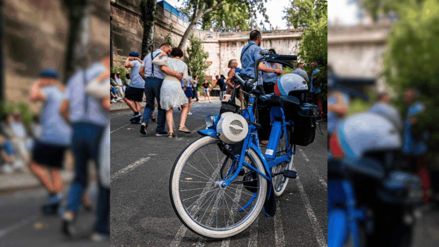 Private Tour of Intellectual Paris With Vintage French Bikes