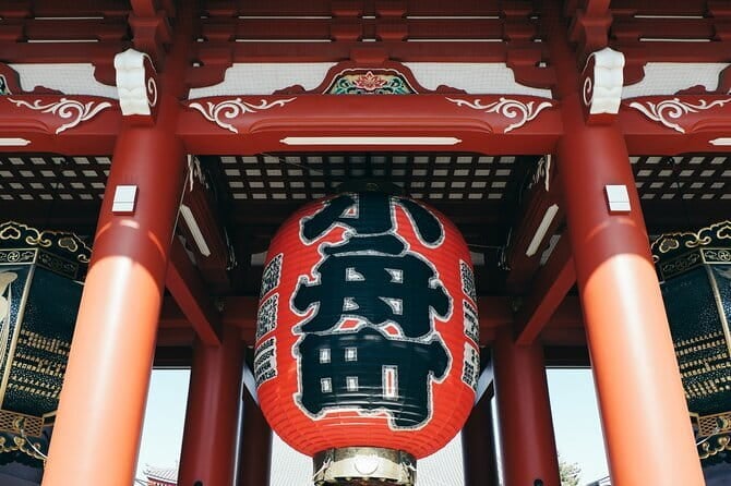 Private Tour With Local Japanese Female Guide