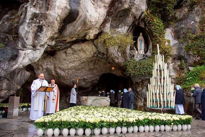 Private Transfer From Barcelona to Lourdes in France - Transportation Details for the Transfer
