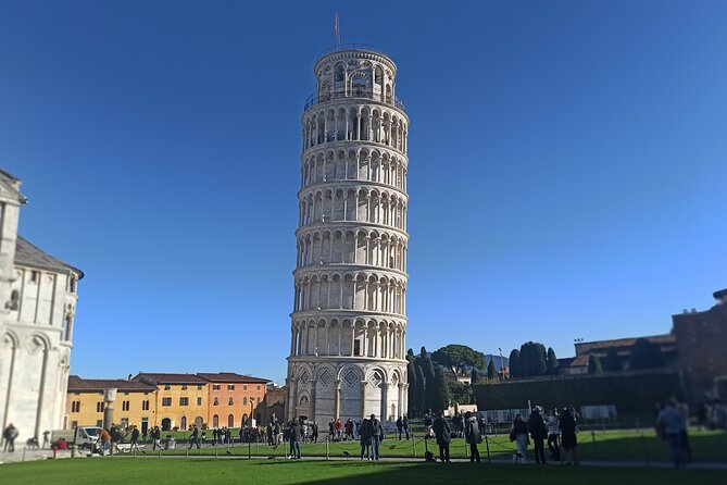 PRIVATE TRANSFER From Florence to Cinque Terre With Stops in Lucca & Pisa - Tour Overview