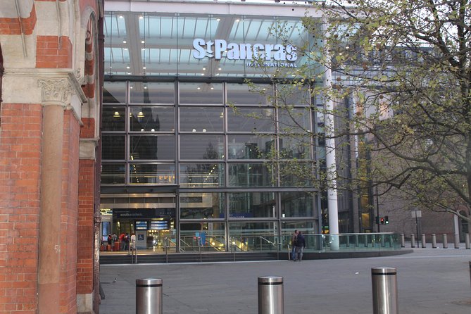 Private Transfer From Heathrow Airport to St Pancras Station via London Hotel