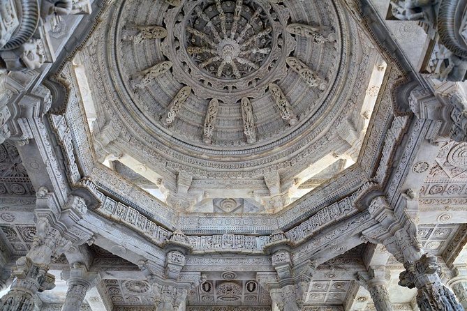 Private Transfer From Jodhpur to Udaipur With Ranakpur Jain Temple - Overview of the Transfer Service