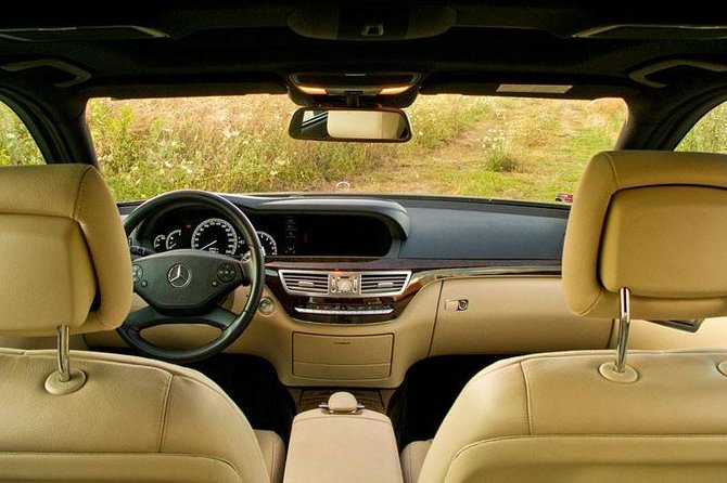 Private Transfer: Prague to Vienna