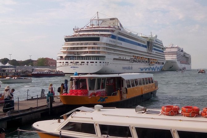Private Transfer Rhapsody of the Seas Ravenna Cruise Terminal to Venice Airport