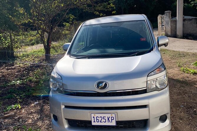 Private Transfer To or From Sangster Intl Airport and Montego Bay