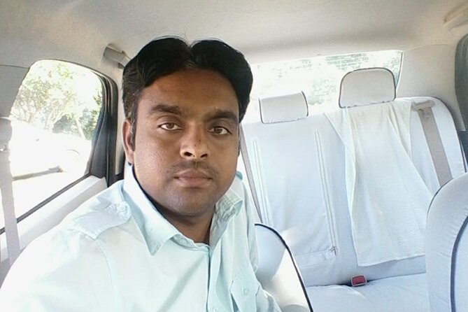 Private Transfers New Delhi to Jaipur Drop