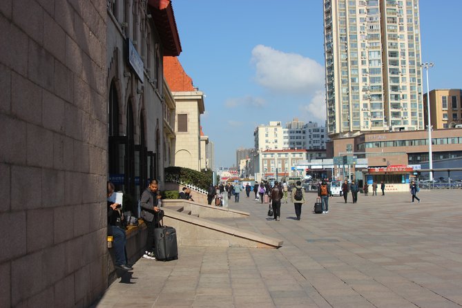 Qingdao Railway Station Arrival Transfer to City Hotel