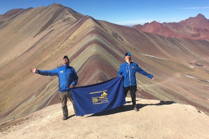 Rainbow Mountain – 1 Day Journey