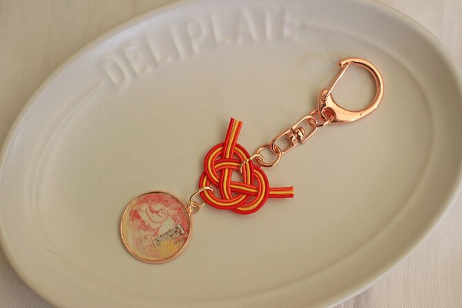 Romantic Mizuhiki Knot and Omikuji Washi Charm Workshop in Tokyo