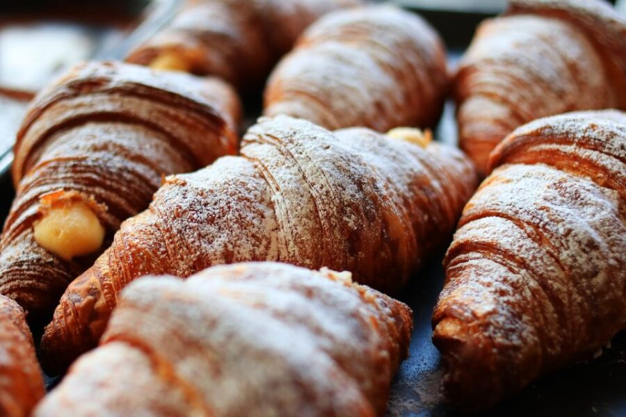 Rome: Early Morning Sightseeing and Piazzas With Breakfast - Tour Overview