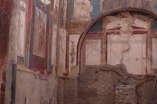 Rome to Sorrento With a 120 Minutes Stop in Herculaneum or Vice Versa