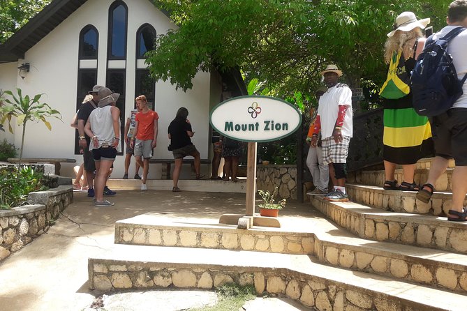 Round-Trip Shuttle Transportation to Nine Mile From Montego Bay