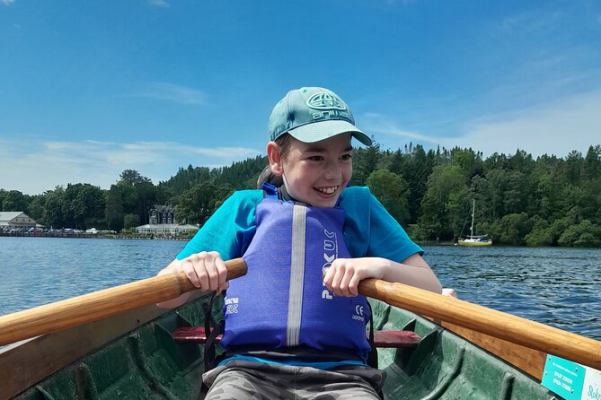 Row Boat Hire in Lake Winderemere