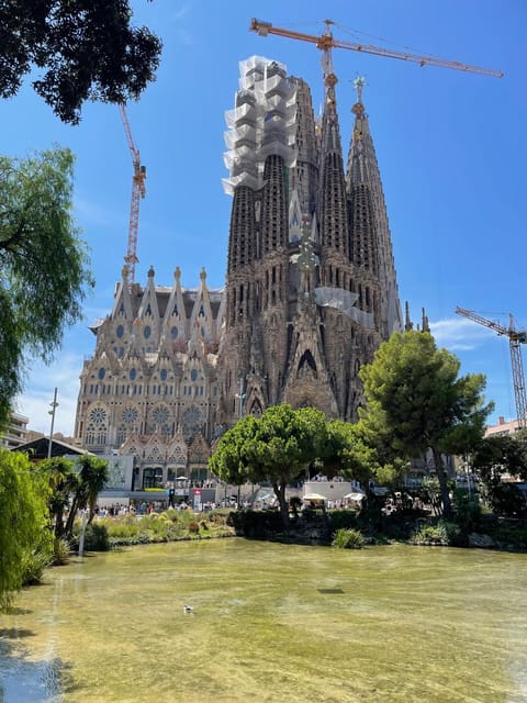 Sagrada Familia Skip-The-Line Guided Tour