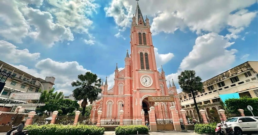 Saigon: Art & Cafe-Hopping Tour W/ Van Gogh & Monet Exhibit