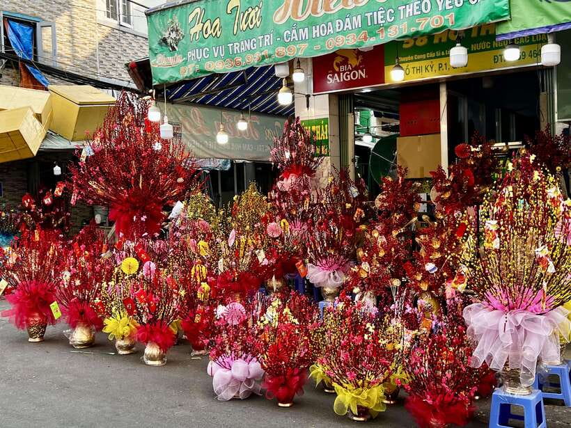 Saigon Hidden Gems Tour With Local Guide