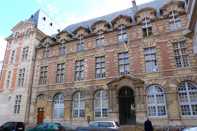 Saint Germain Des Prés: a Self-Guided Audio Tour