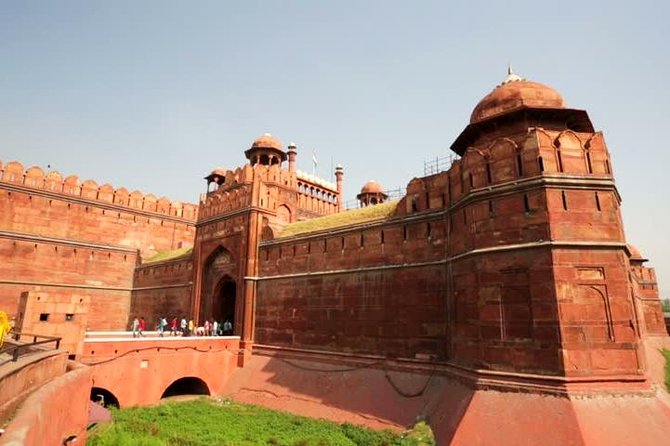 Same Day Taj Mahal Tour by Gatimaan Express Train With Lunch - All Inclusive - Pickup Information