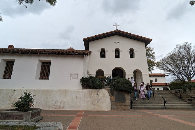 San Luis Obispo Scavenger Hunt Walking Tour and Game