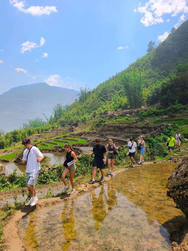 SAPA: 2 DAYS Walking & 1 Night at Homestay With LOCAL GUIDE - Tour Overview